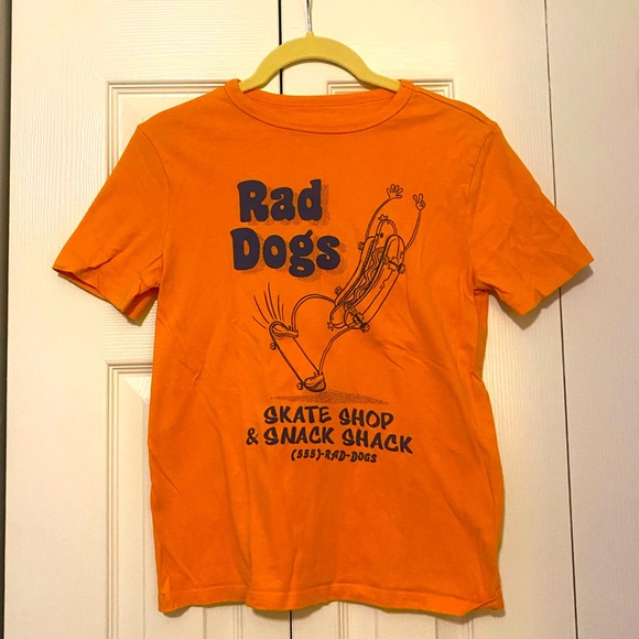 Lot of 2 Gap Graphic T-shirts for Kids size Large - Picture 2 of 5